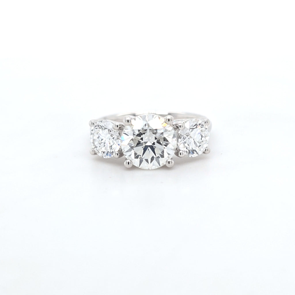 4.63ct F/VS1 Round Brilliant Cut LAB Diamond 3 Stone Ring Set in White Gold