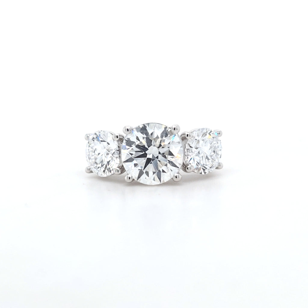 5.61ct F/VS1 Round Brilliant Cut LAB Diamond 3 Stone Ring Set in White Gold