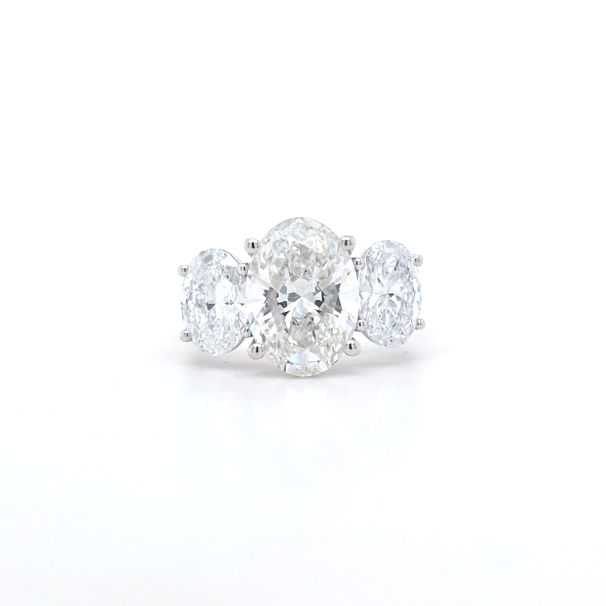 5.18ct F/VS1 Oval Brilliant Cut LAB Diamond 3 Stone Ring Set in White Gold