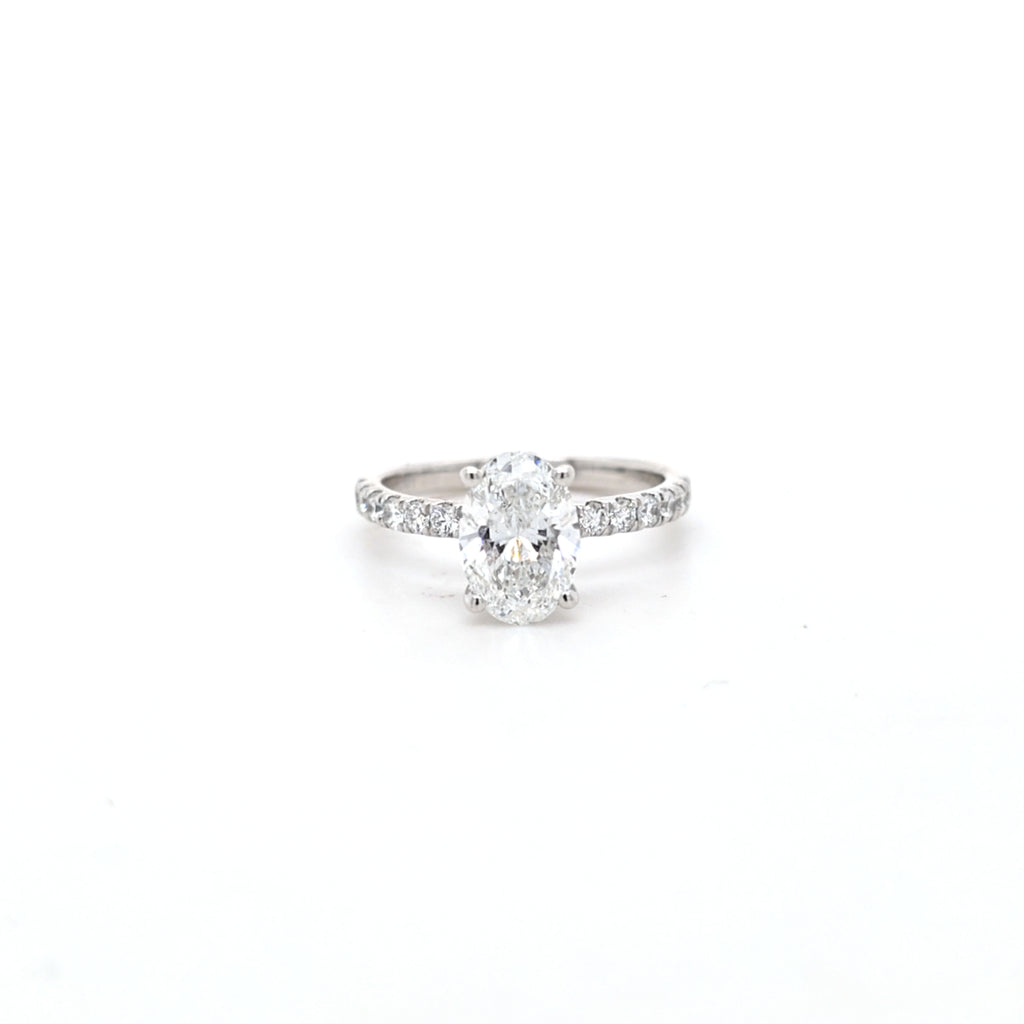 IGI 1.58ct D/VS2 Oval Shape LAB Diamond Ring with Diamond Shoulders set in Platinum - Montpellier Jewellers