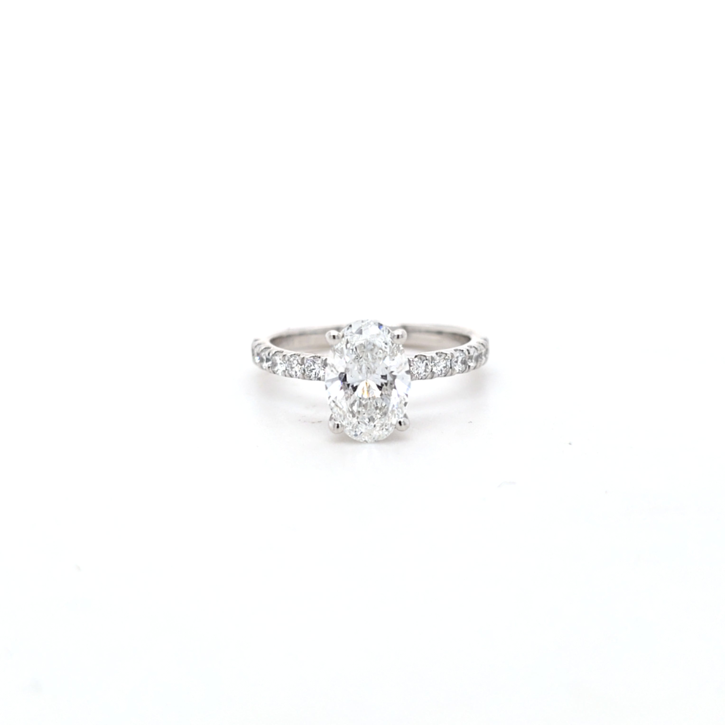 IGI 1.58ct D/VS2 Oval Shape LAB Diamond Ring with Diamond Shoulders set in Platinum - Montpellier Jewellers