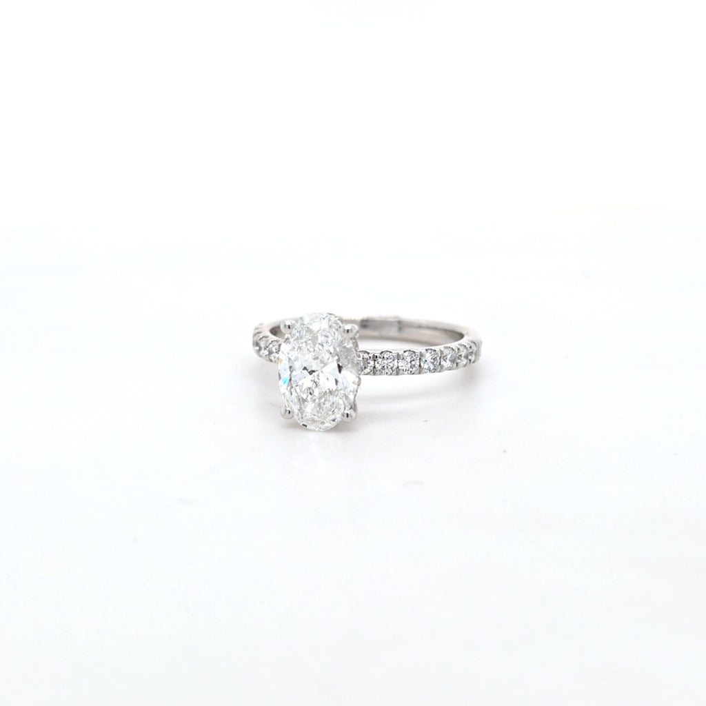 IGI 1.58ct D/VS2 Oval Shape LAB Diamond Ring with Diamond Shoulders set in Platinum - Montpellier Jewellers