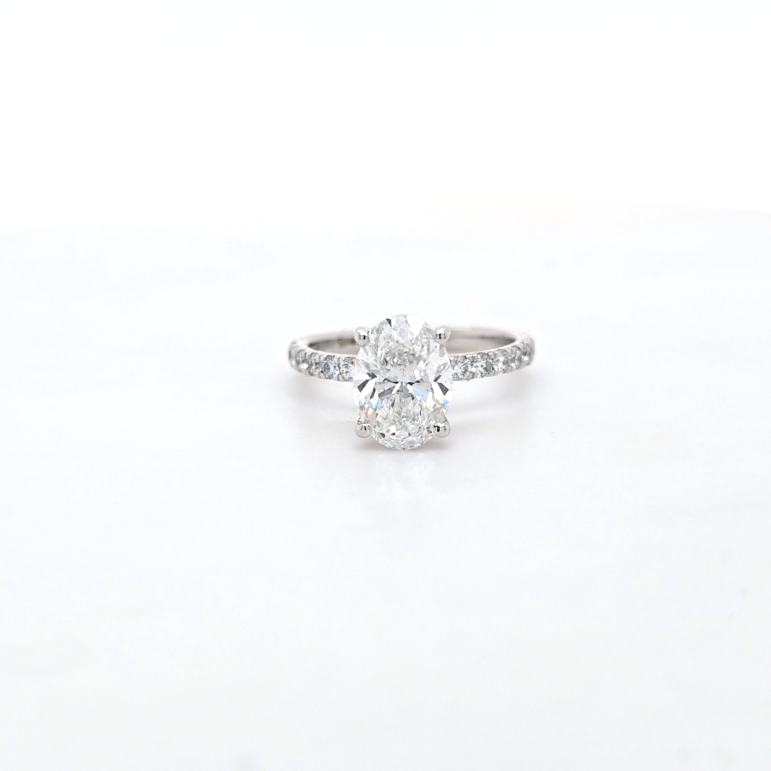 IGI 2.01ct D/VS2 Oval Shape LAB Diamond Ring with Diamond Shoulders set in Platinum - Montpellier Jewellers