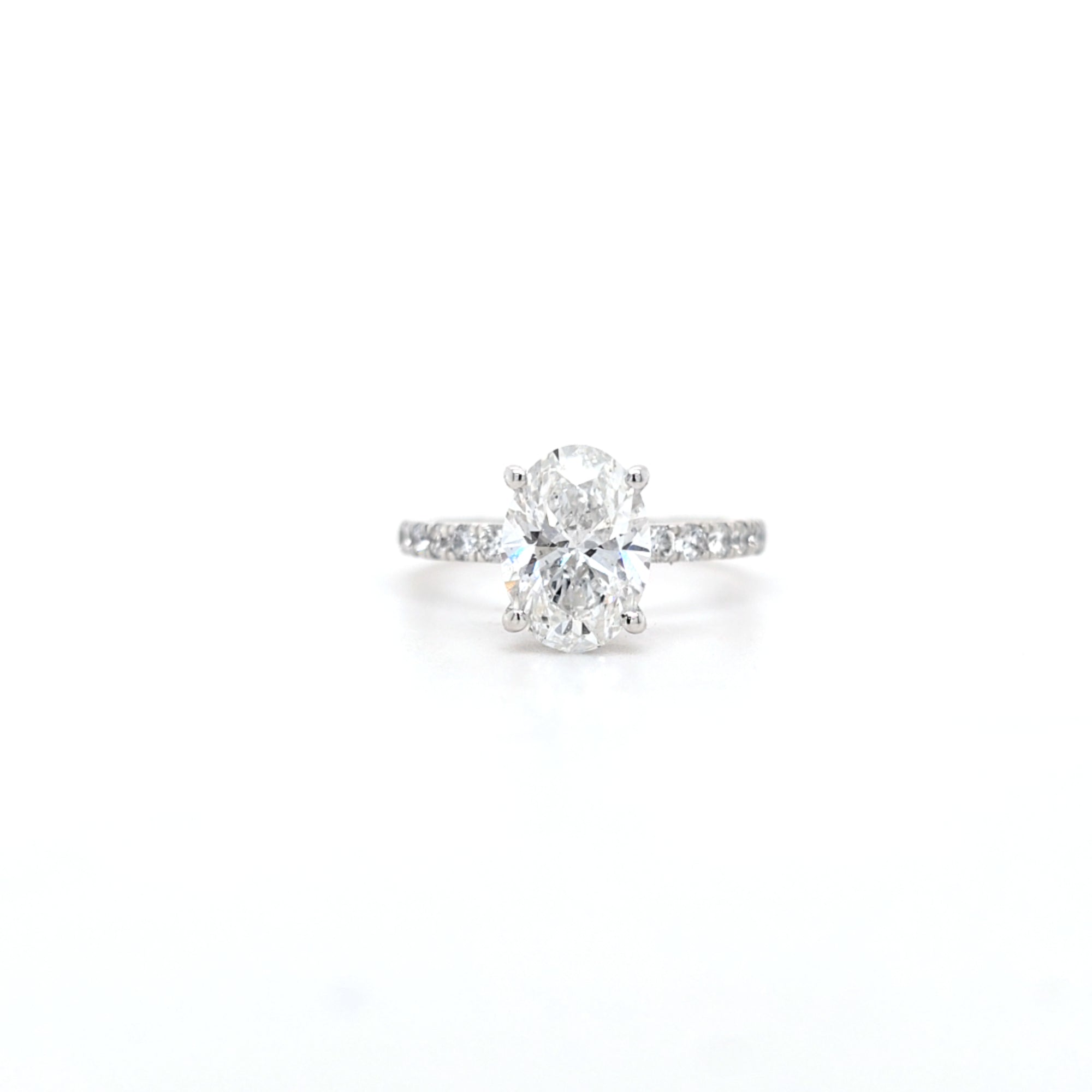 IGI 2.01ct D/VS2 Oval Shape LAB Diamond Ring with Diamond Shoulders set in Platinum - Montpellier Jewellers