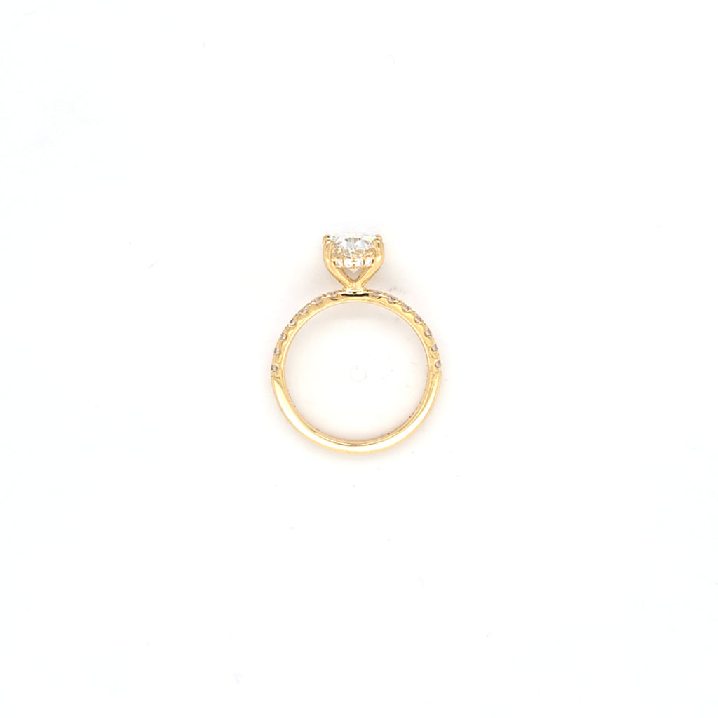 IGI 2.00ct D/VS2 Oval Shape LAB Diamond Ring with Diamond Shoulders set in 18ct Yellow Gold - Montpellier Jewellers