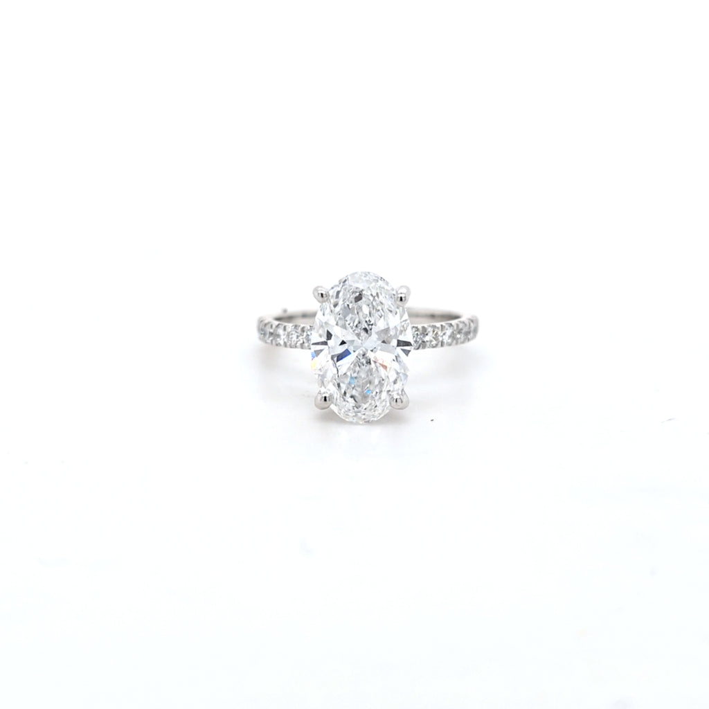 IGI 3.00ct D/VS2 Oval Shape LAB Diamond Ring with Diamond Shoulders set in Platinum - Montpellier Jewellers