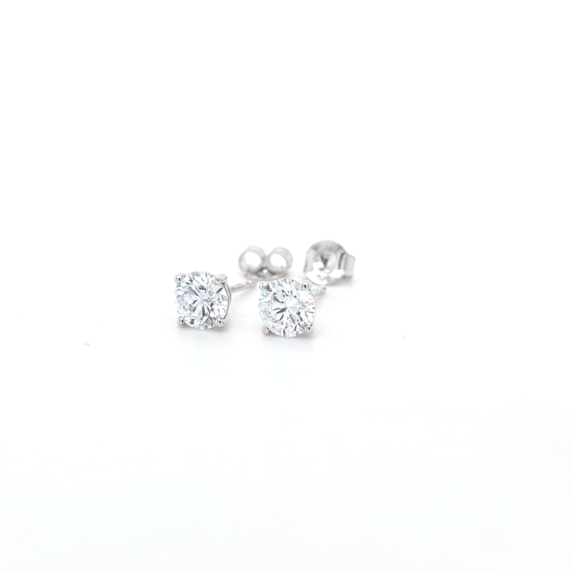 1.50ct F/VS LAB Diamond Stud Earrings Set In White Gold - Montpellier Jewellers