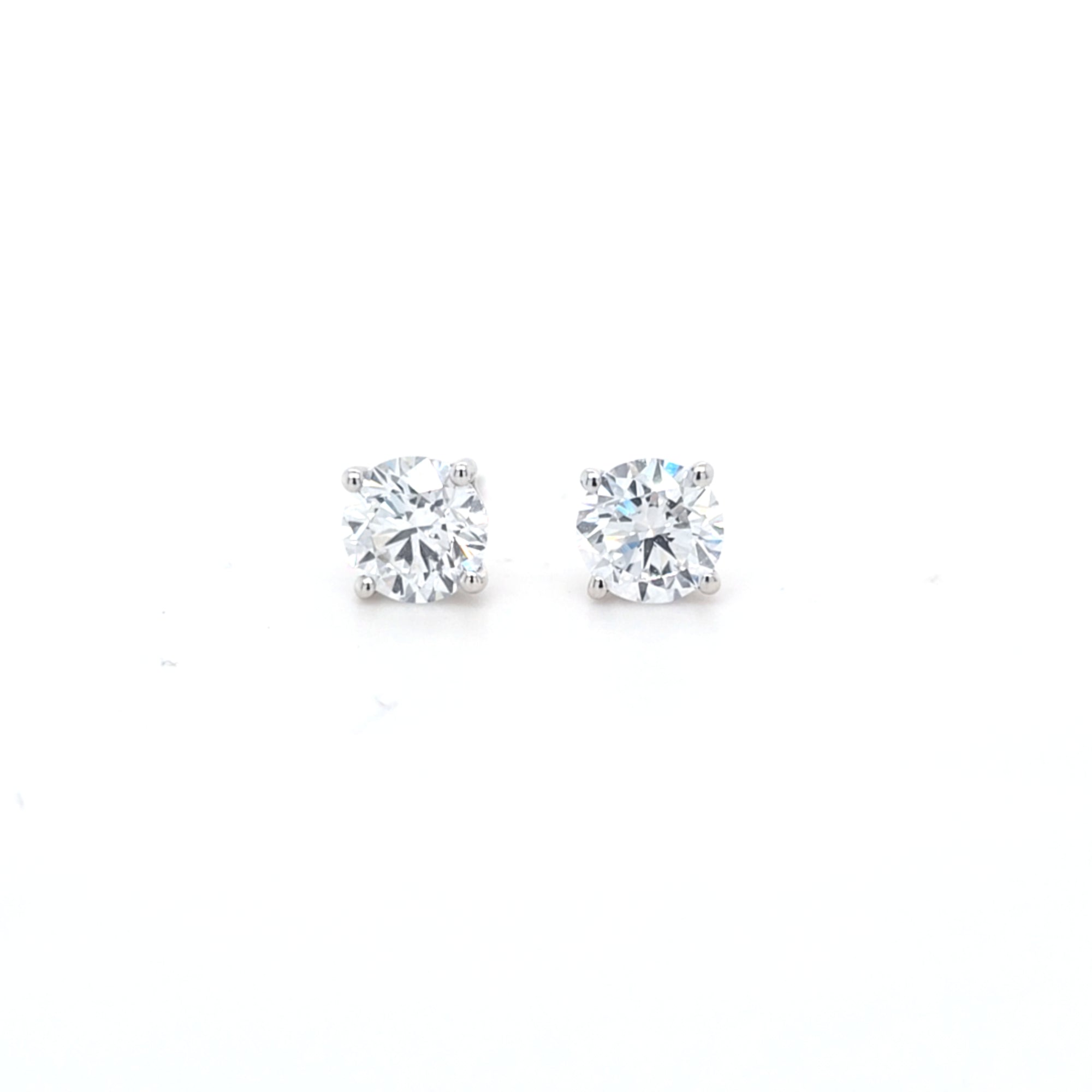 1.50ct F/VS LAB Diamond Stud Earrings Set In White Gold - Montpellier Jewellers