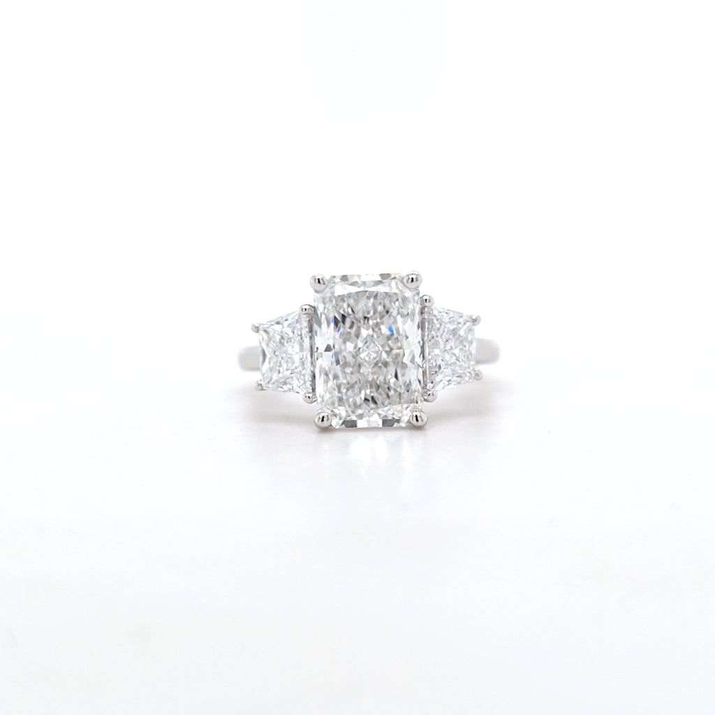 IGI 3.00ct D/VS2 Radiant Cut LAB Diamond Ring with Trapezoid Side Stones Set in Platinum - Montpellier Jewellers