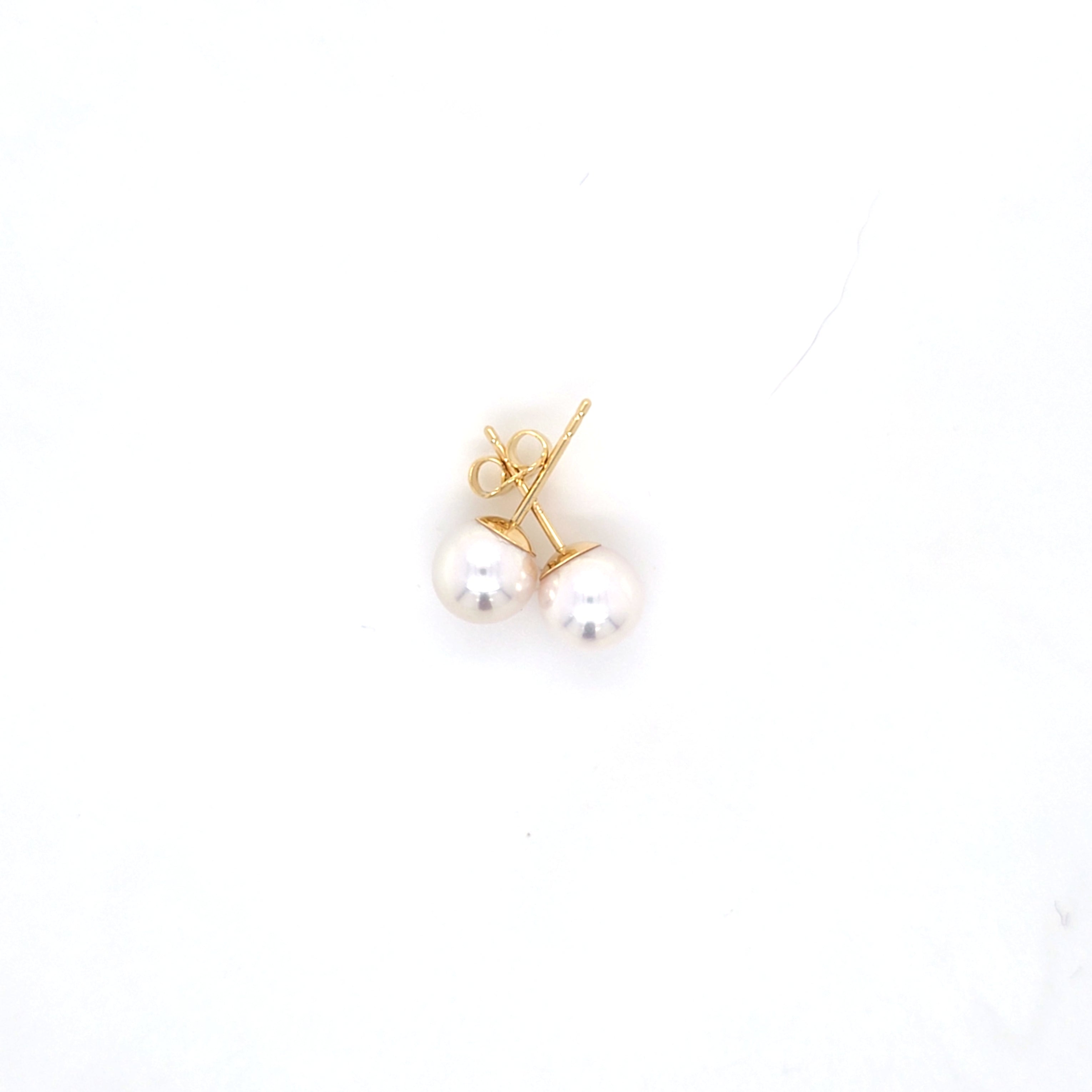 Classic Pearl Stud Earrings AAA Quality Akoya Pearls 7.0mm - 7.5mm - Montpellier Jewellers