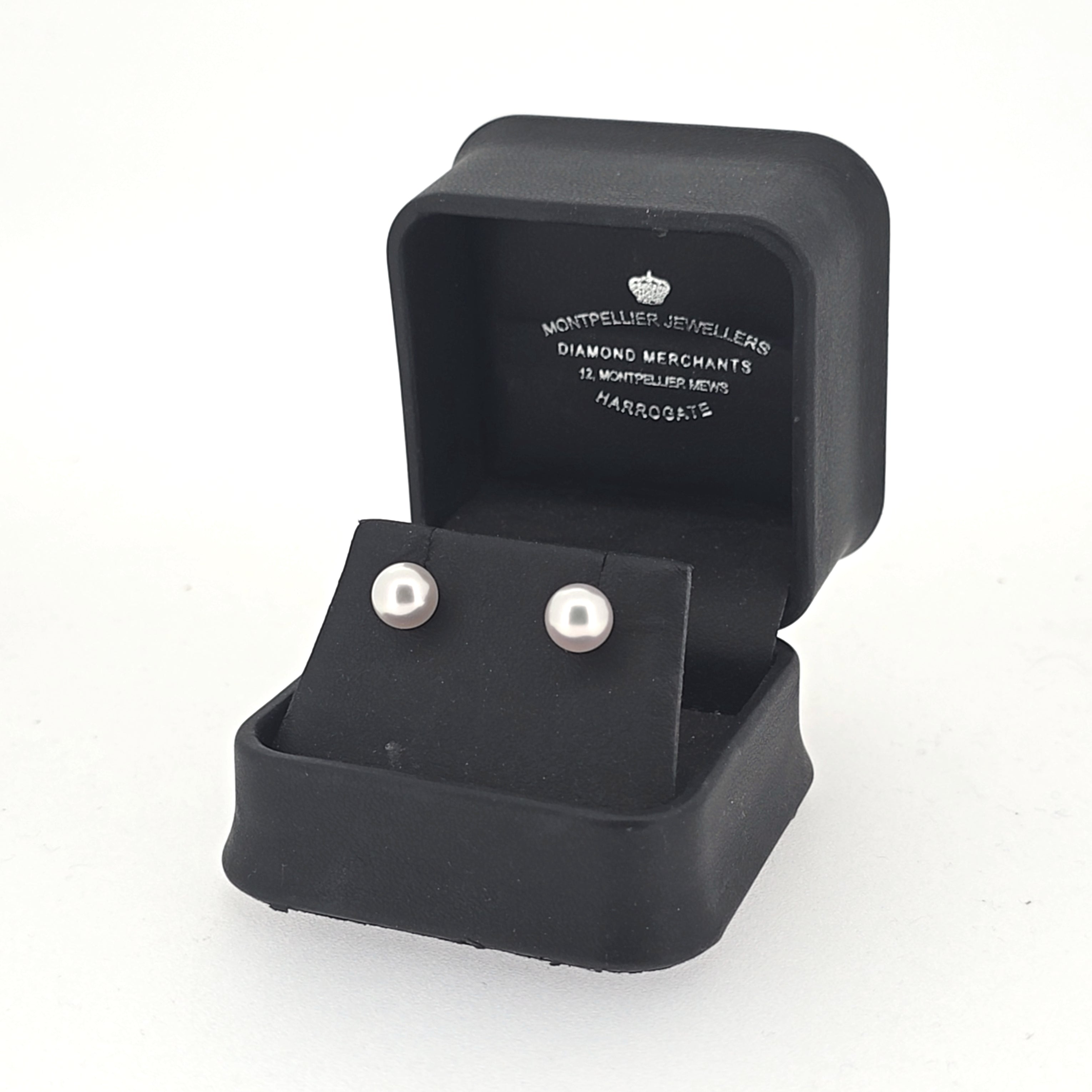 Classic Pearl Stud Earrings AAA Quality Akoya Pearls 7.0mm - 7.5mm - Montpellier Jewellers