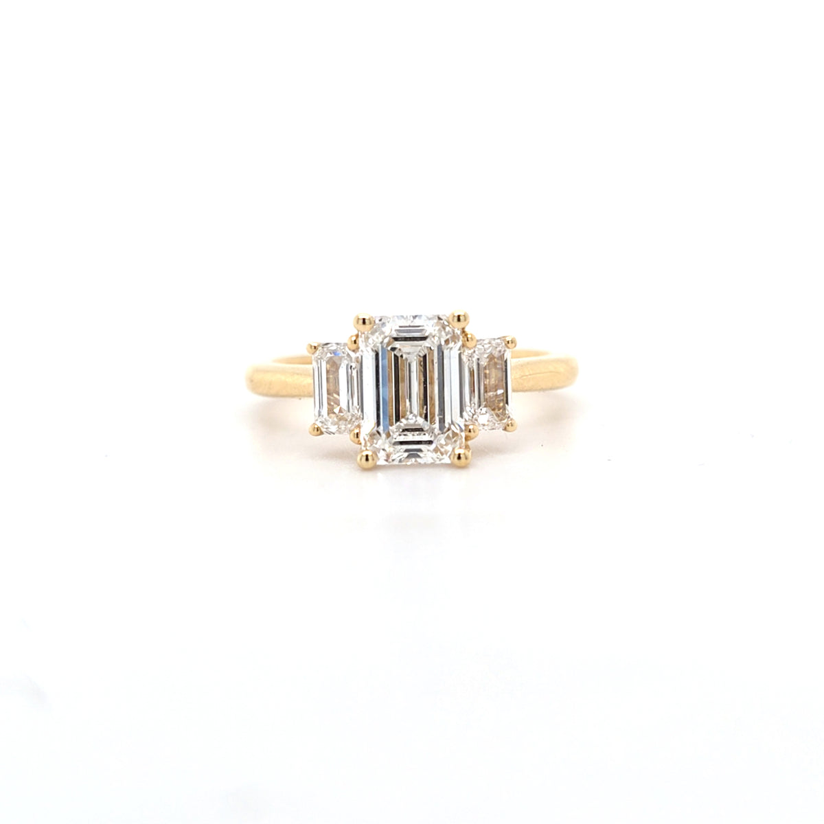 IGI 1.55ct D/VS1 Emerald Cut LAB Diamond Ring with Emerald Cut Side Stones Set in 18ct Yellow Gold