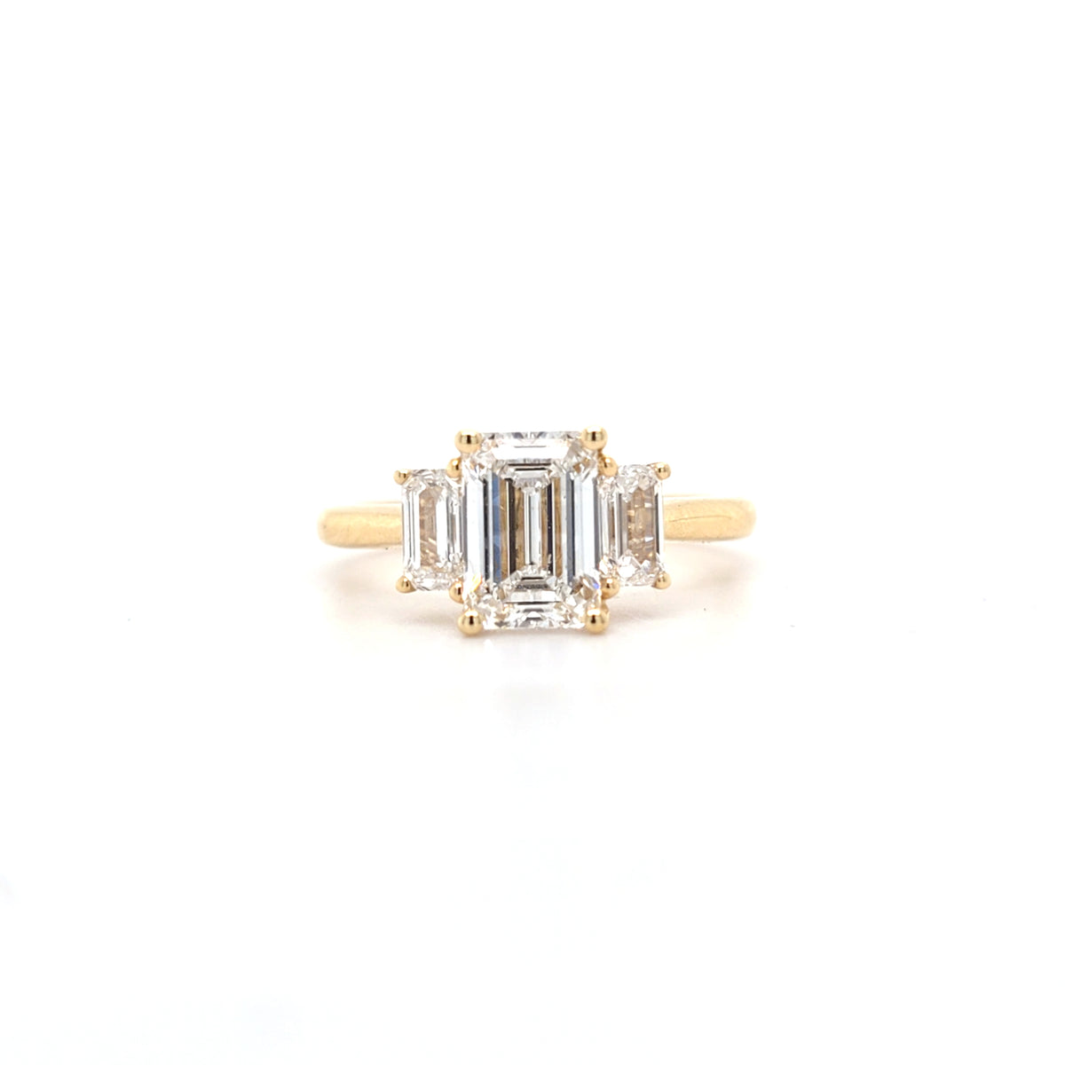 IGI 1.55ct D/VS1 Emerald Cut LAB Diamond Ring with Emerald Cut Side Stones Set in 18ct Yellow Gold