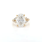 IGI 4.04ct D/VS2 Oval Cut LAB Diamond Ring with Fancy Diamond Shoulders Set in 18ct Yellow Gold
