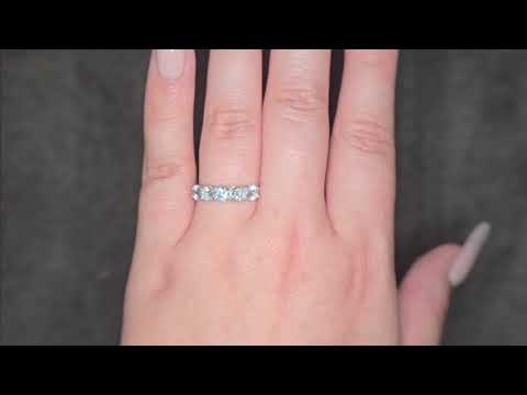 1.55ct F/VS LAB Diamond 5 Stone Ring Set In 9ct Gold