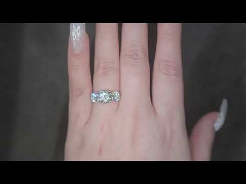 3.54ct F/VS1 Round Brilliant Cut LAB Diamond Solitaire 3 Stone Ring Set in White Gold