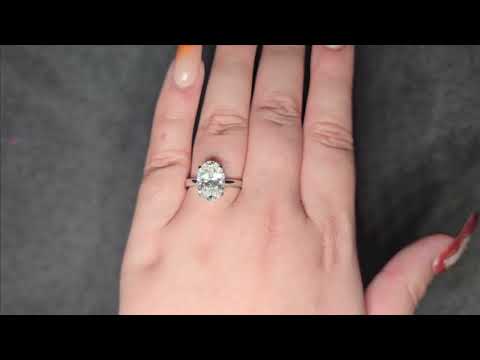 GIA 4.00ct I/SI2 Diamond Solitaire set in Platinum