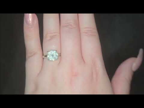 3.00ct H/I1 Round Brilliant Cut Diamond Solitaire Set in Platinum