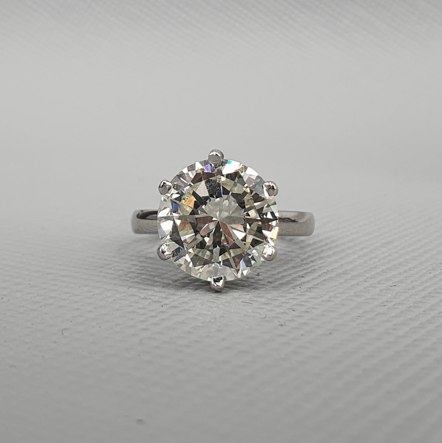 6.10ct Platinum Diamond Solitaire Ring - Montpellier Jewellers