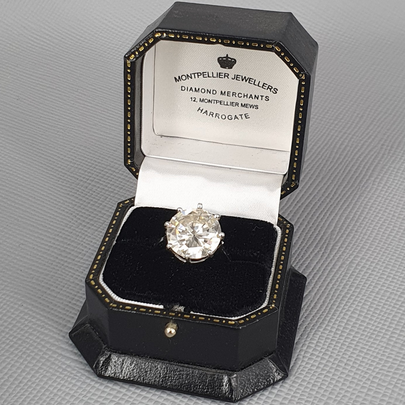 7.29ct Round Brilliant Cut Diamond Solitaire Ring - Montpellier Jewellers