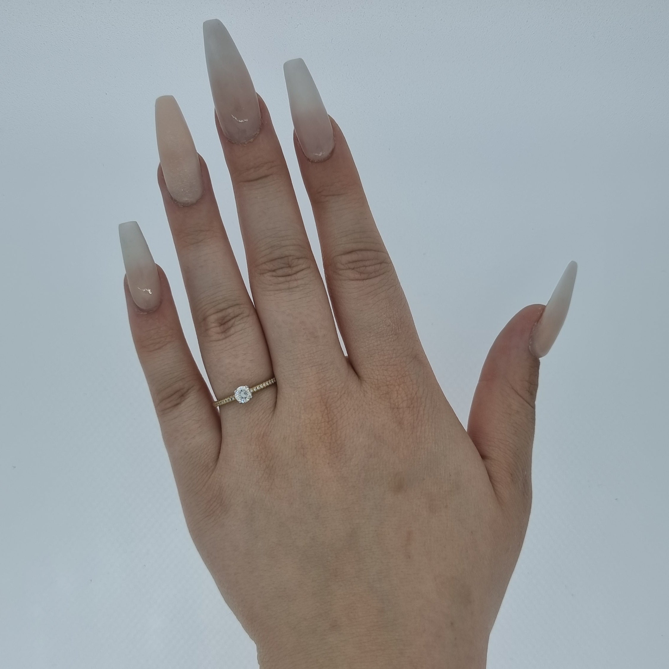 0.31ct Diamond Ring with Diamond Shoulders