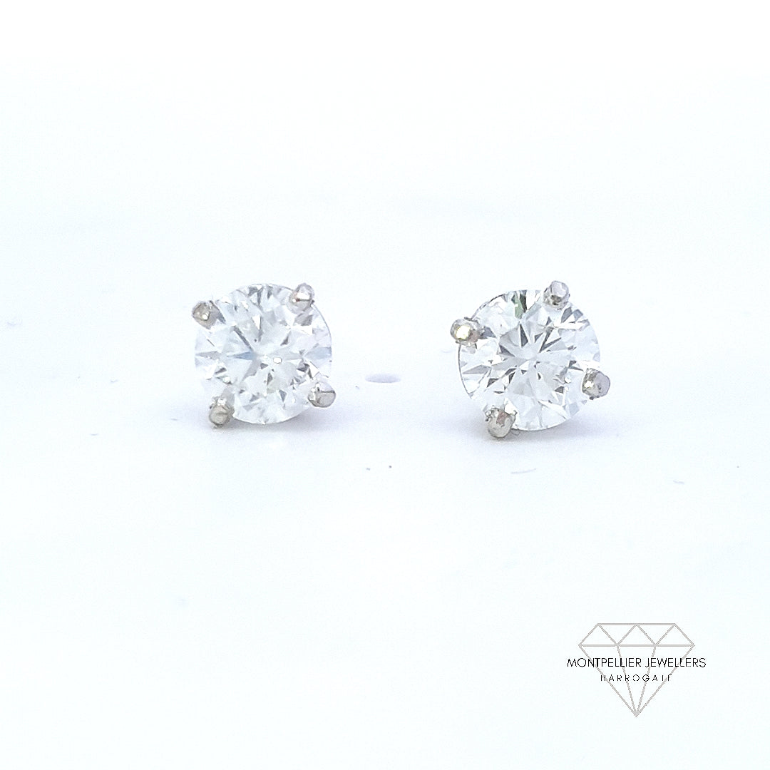 1.40ct H/SI Diamond Stud Earrings Set In 18ct White Gold