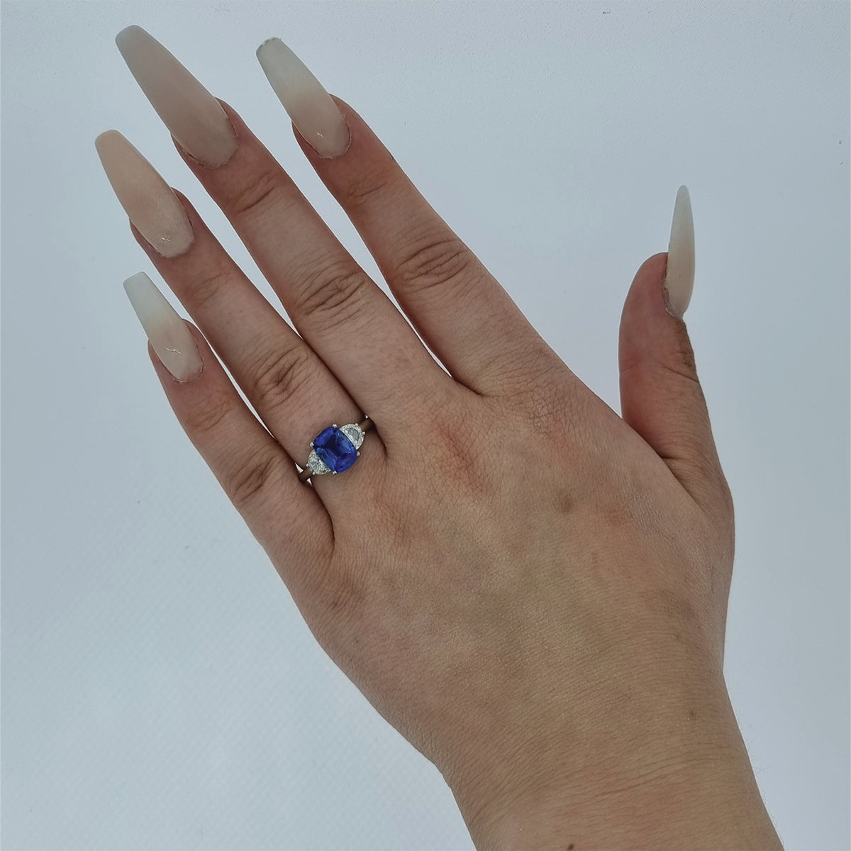 Gubelin Certified 2.71ct Sapphire (No Heat) & Diamond Ring - Montpellier Jewellers